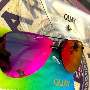 Quay Australia Pink Mirror Aviator Sunglasses 
(NWOT)